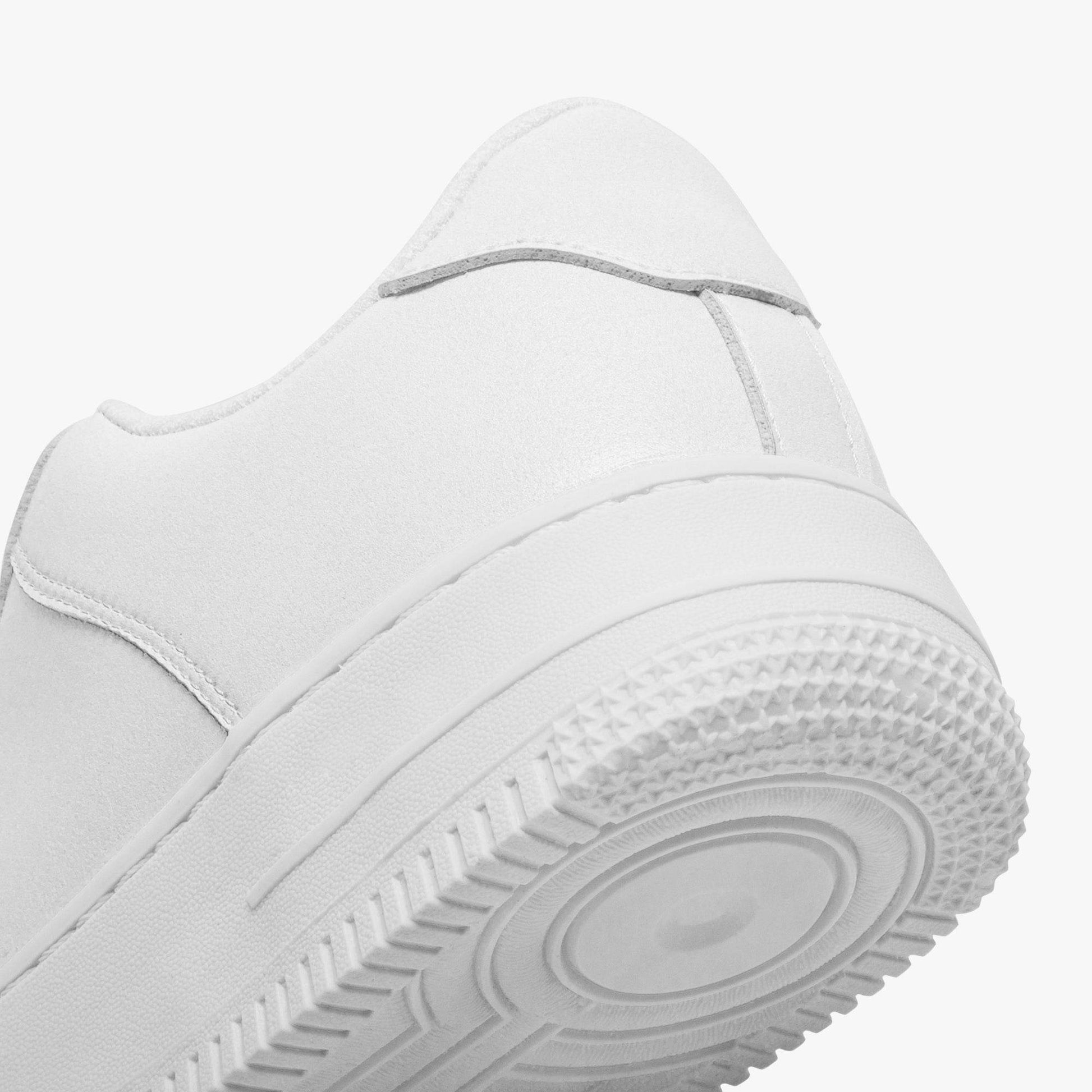 Prologue Sneakers - IZZY & BEZZY