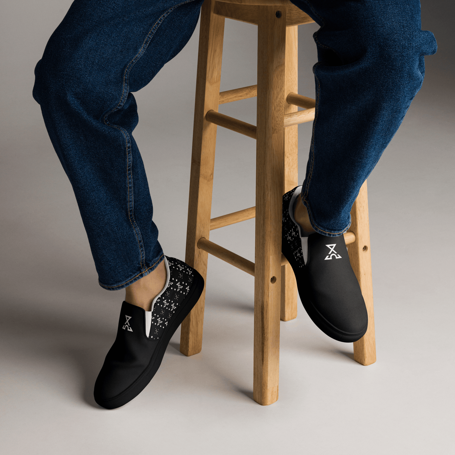 [MAN] Flow Slip-On - IZZY & BEZZY