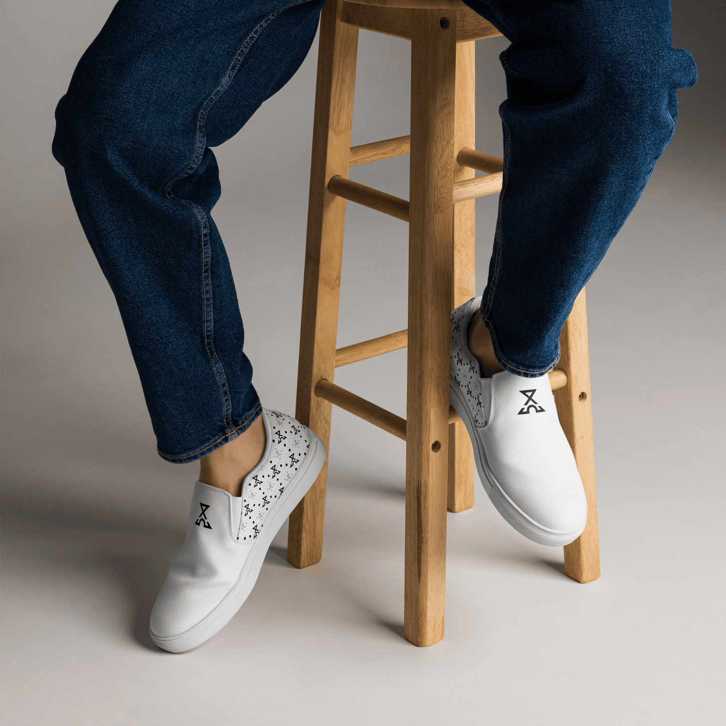 [MAN] Flow Slip-On - IZZY & BEZZY