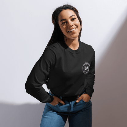 Prologue Long-sleeve Tee - IZZY & BEZZY