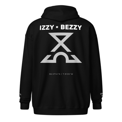 Flow State Zip Hoodie - IZZY & BEZZY