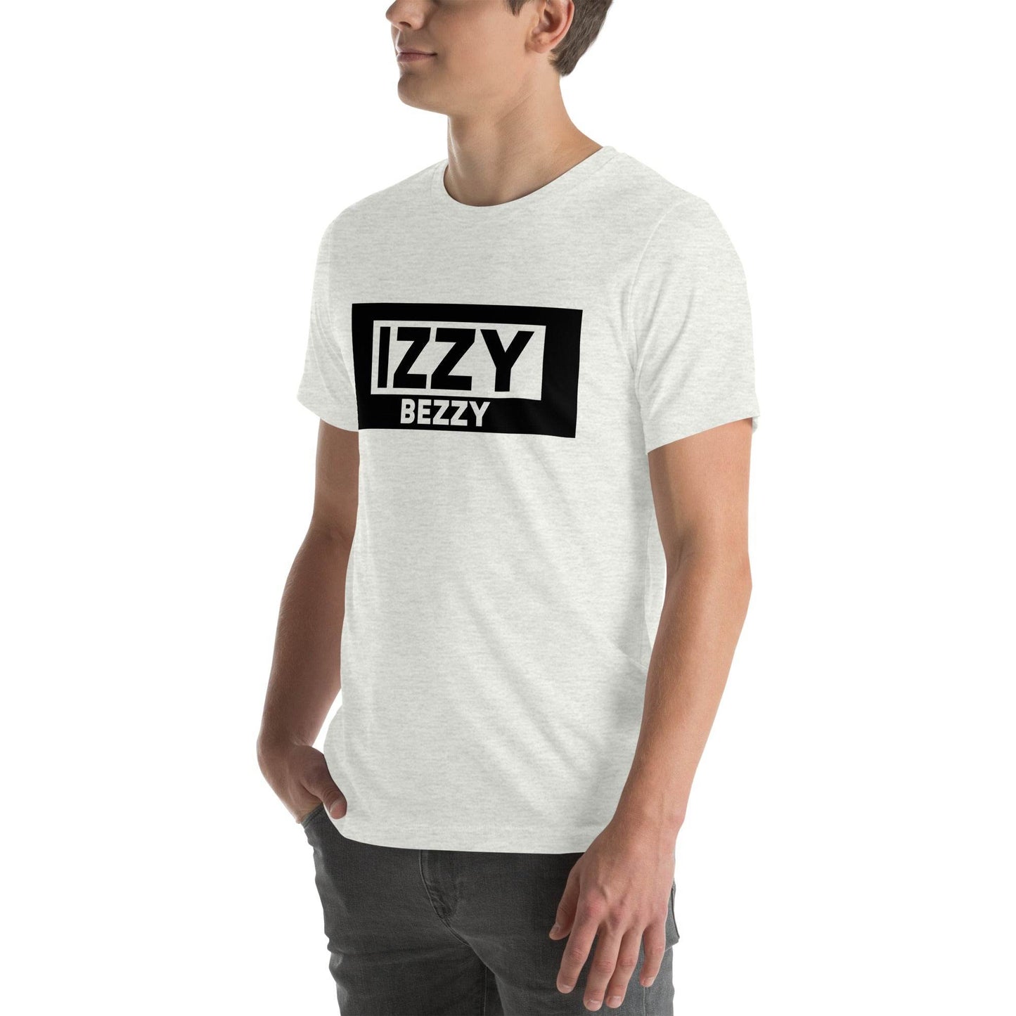 Echo Script Tee - IZZY & BEZZY