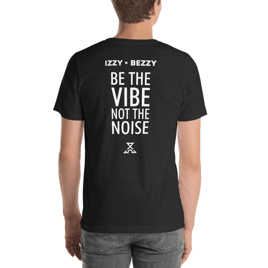 Echo Script Tee - IZZY & BEZZY