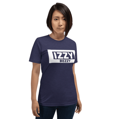 Echo Script Tee - IZZY & BEZZY