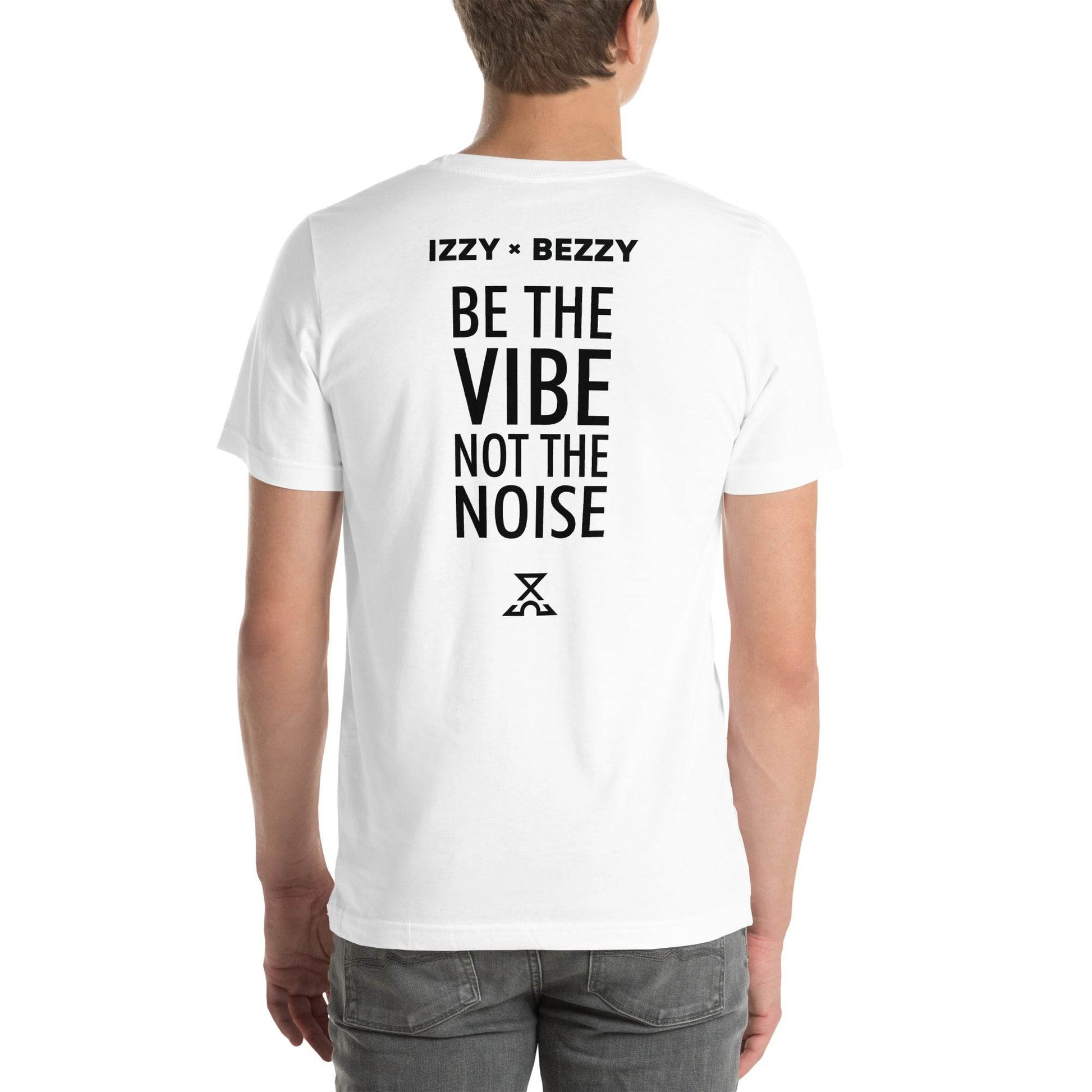 Echo Script Tee - IZZY & BEZZY