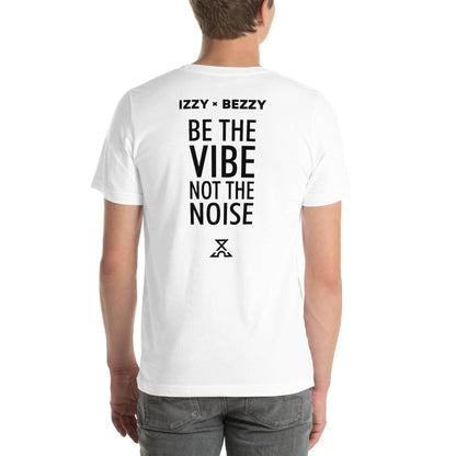Echo Script Tee - IZZY & BEZZY